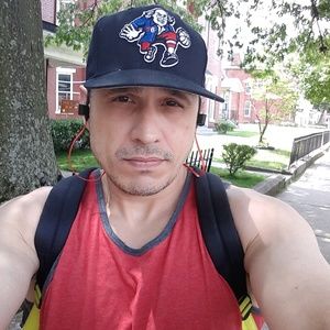 Meet your Posher, Josue